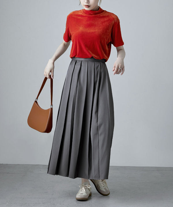 {"color":"\u30c0\u30fc\u30af\u30b0\u30ec\u30fc","info":"model\uff1aH170cm size\uff1aM"}