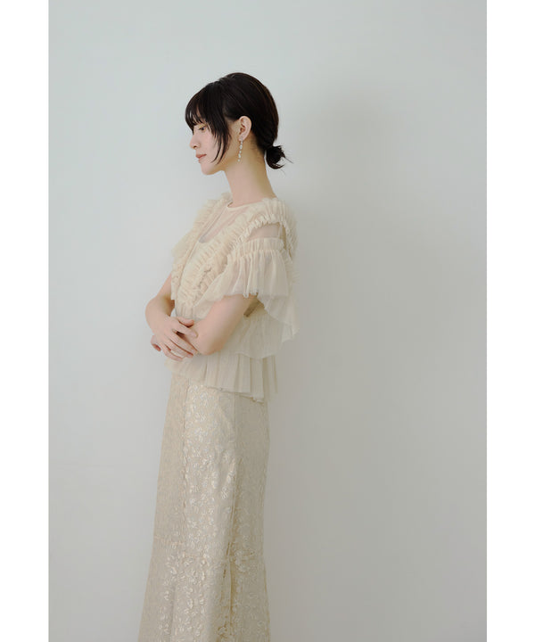 {"color":"\u30d9\u30fc\u30b8\u30e5","info":"model\uff1aH166cm size\uff1aM"}