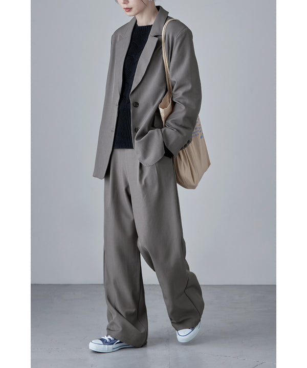 {"color":"\u30b0\u30ec\u30fc","info":"model\uff1aH166cm size\uff1aM"}