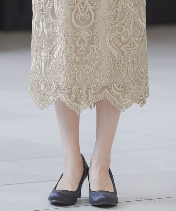 {"color":"","info":""}