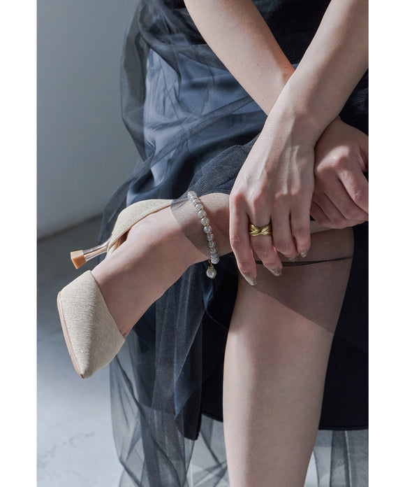 {"color":"\u30d9\u30fc\u30b8\u30e5","info":""}