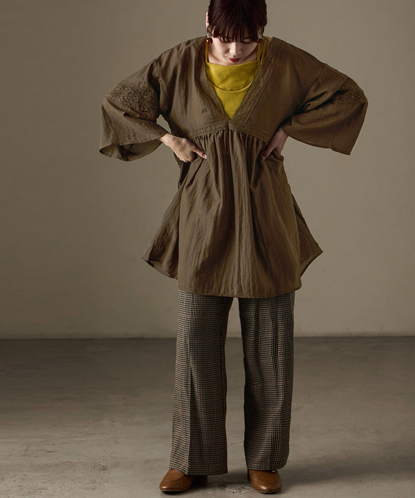 {"color":"\u30d6\u30e9\u30a6\u30f3","info":"model\uff1aH158cm size\uff1aM"}
