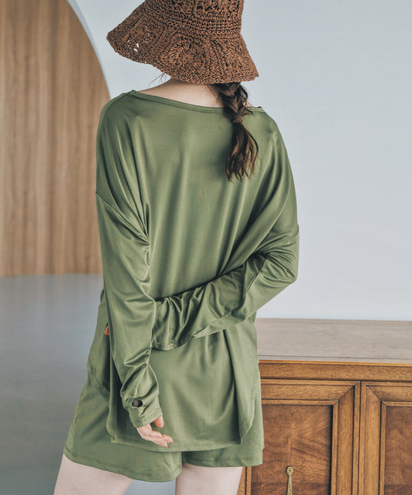 {"color":"\u30ab\u30fc\u30ad","info":"model\uff1aH166cm size\uff1aM-L"}