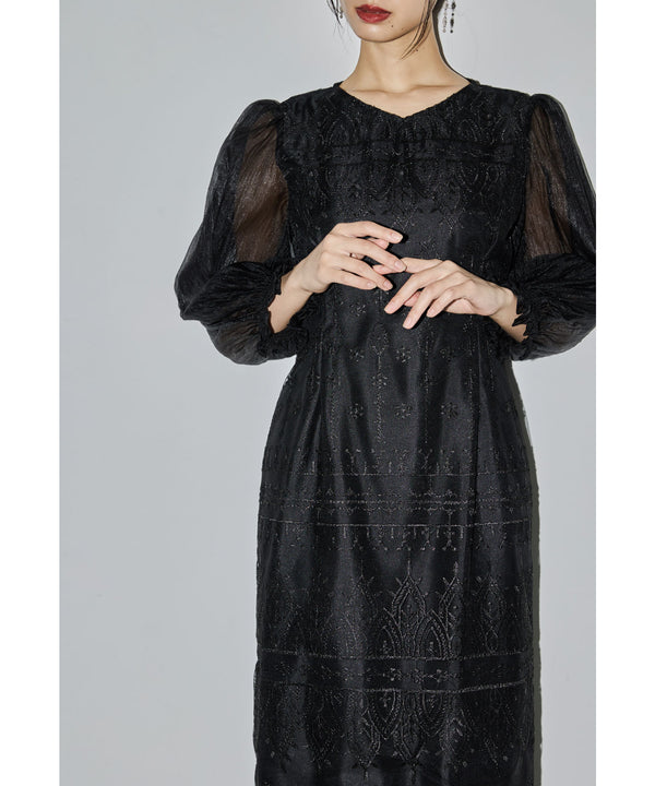{"color":"\u30d6\u30e9\u30c3\u30af","info":"model\uff1aH165cm size\uff1aM"}