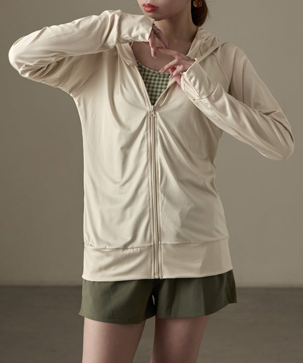 {"color":"\u30d9\u30fc\u30b8\u30e5","info":"model\uff1aH158cm size\uff1aM"}