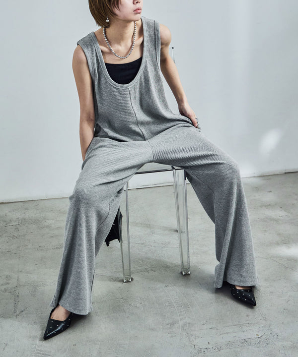 {"color":"\u6762\u30b0\u30ec\u30fc","info":"model\uff1aH158cm size\uff1aM"}