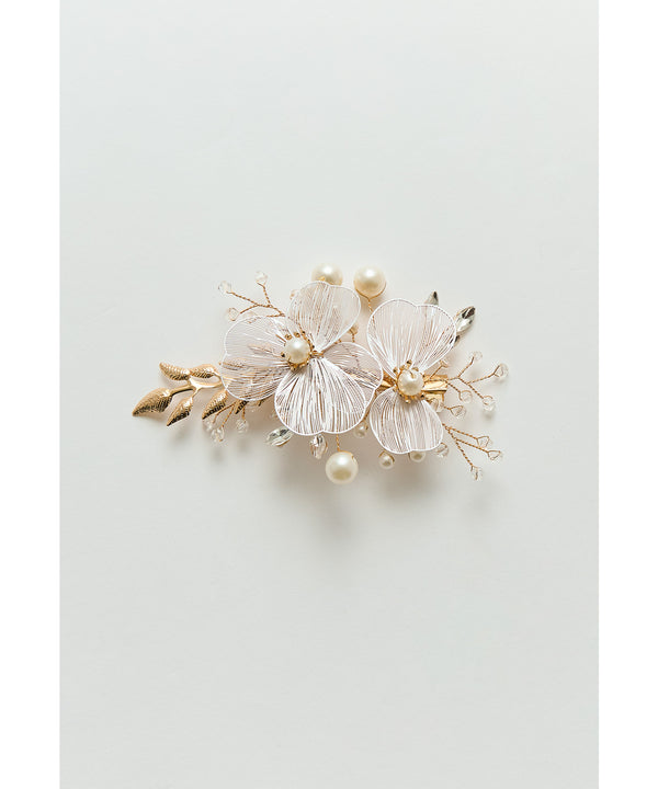 {"color":"\u30b4\u30fc\u30eb\u30c9","info":""}