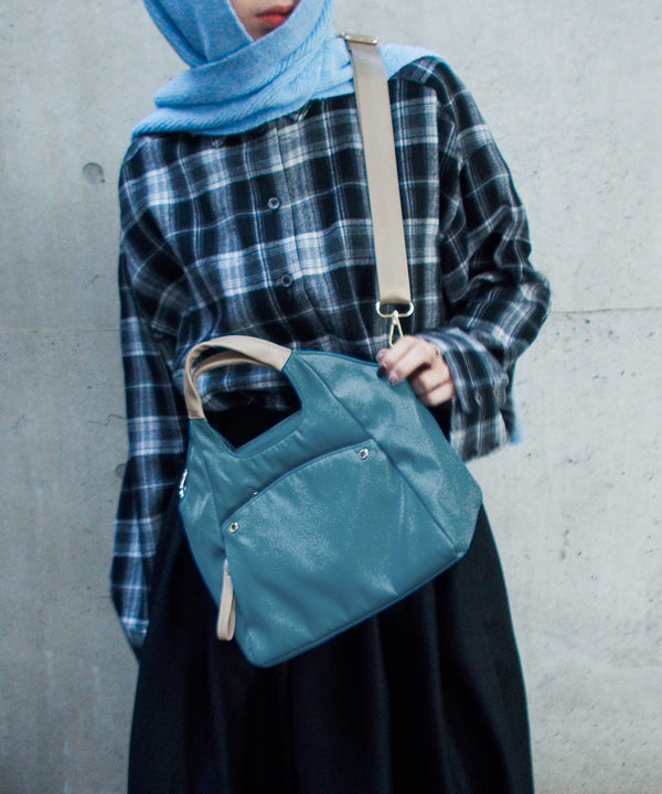 {"color":"\u30d6\u30eb\u30fc\u30b0\u30ea\u30fc\u30f3","info":"model\uff1aH158cm size\uff1aF"}