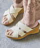{"color":"\u30db\u30ef\u30a4\u30c8","info":"model\uff1aH158cm size\uff1aL(23.5-24cm)"}