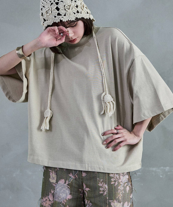 {"color":"\u30d9\u30fc\u30b8\u30e5","info":"model\uff1aH158cm size\uff1aM"}