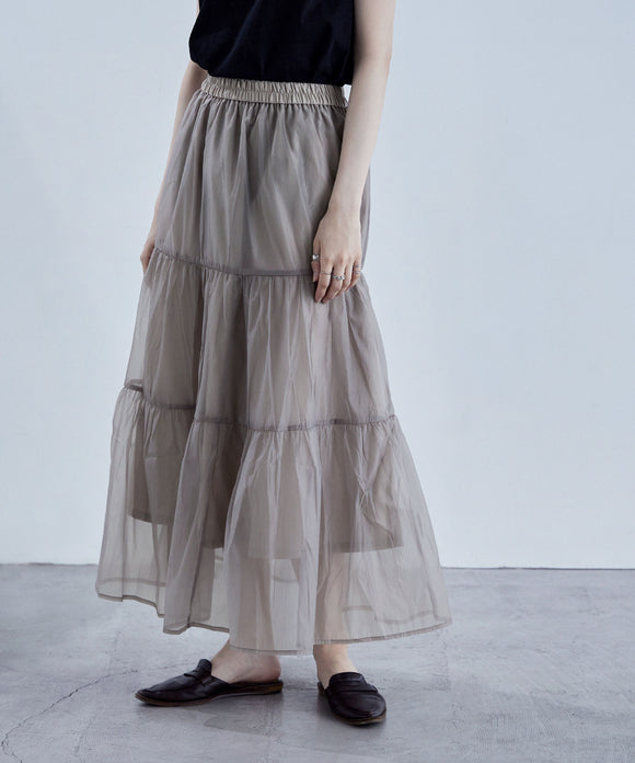 {"color":"\u30b0\u30ec\u30fc\u30b8\u30e5","info":"model\uff1aH170cm size\uff1aM"}
