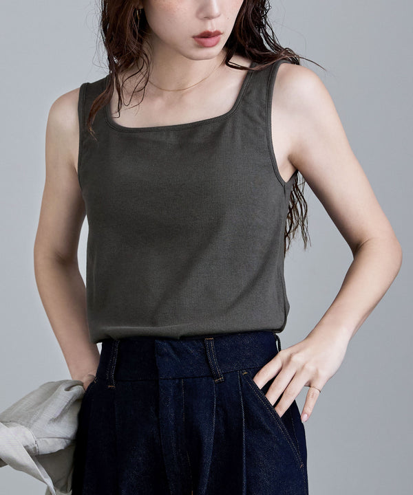 {"color":"\u30c1\u30e3\u30b3\u30fc\u30eb","info":"model\uff1aH166cm size\uff1aM"}