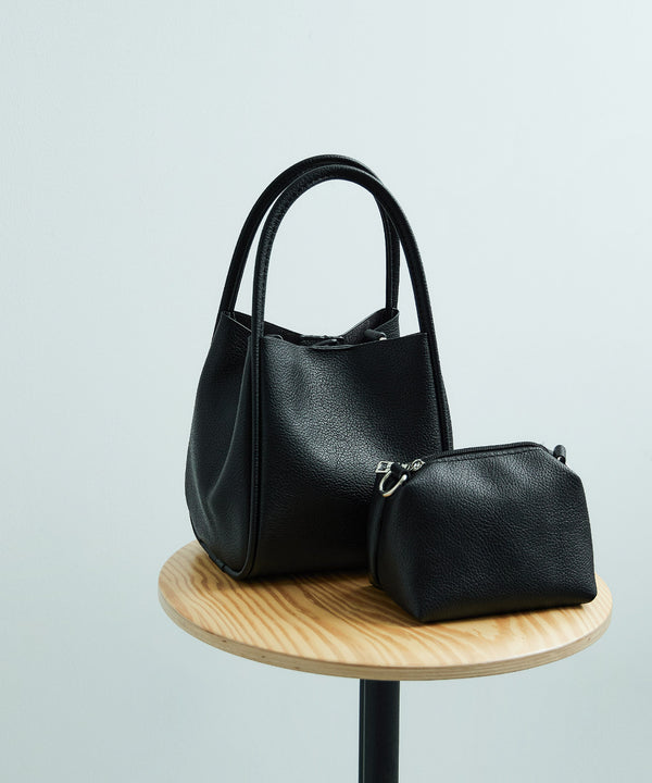 {"color":"\u30d6\u30e9\u30c3\u30af","info":""}