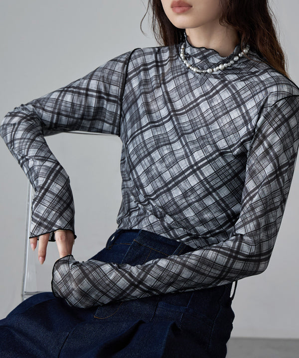 {"color":"\u30d6\u30e9\u30c3\u30af","info":"model\uff1aH166cm size\uff1aM"}