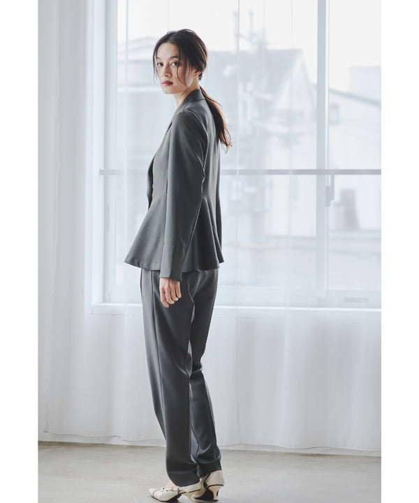 {"color":"\u30c1\u30e3\u30b3\u30fc\u30eb","info":"model\uff1aH165cm size\uff1aM"}