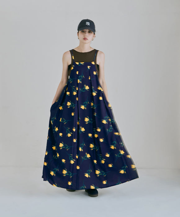{"color":"\u30cd\u30a4\u30d3\u30fc","info":"model\uff1aH166cm size\uff1aF"}