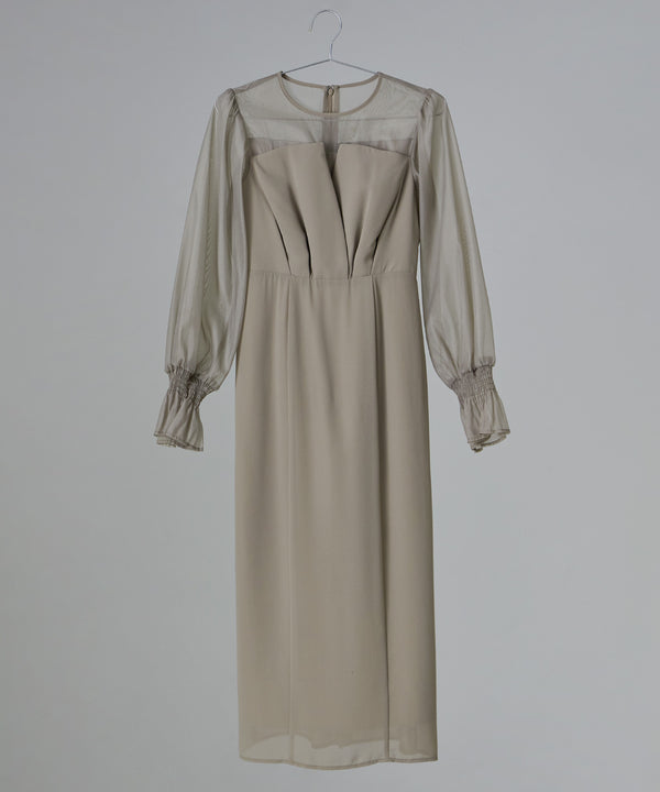 {"color":"\u30d9\u30fc\u30b8\u30e5","info":""}