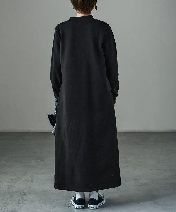 {"color":"\u30d6\u30e9\u30c3\u30af","info":"model\uff1aH158cm size\uff1aM"}