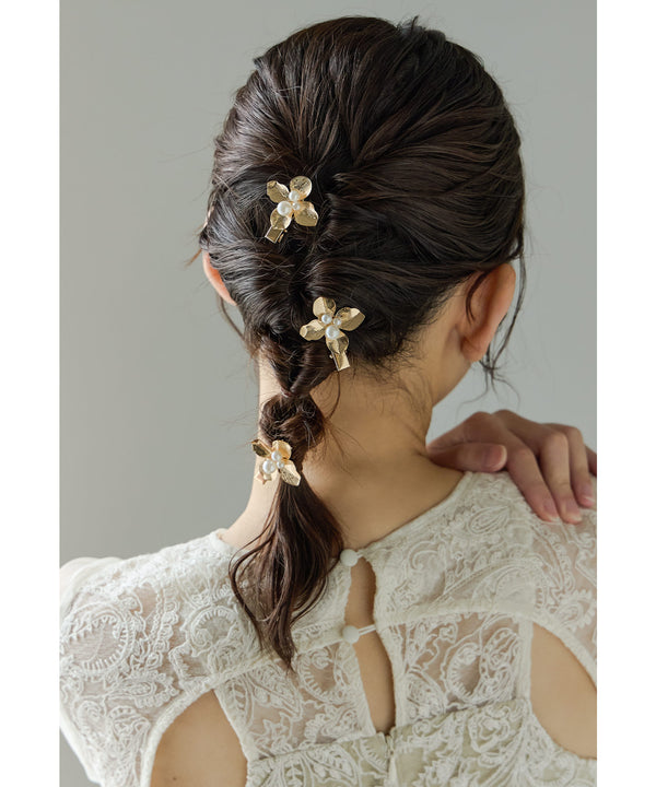 {"color":"\u30b4\u30fc\u30eb\u30c9","info":""}