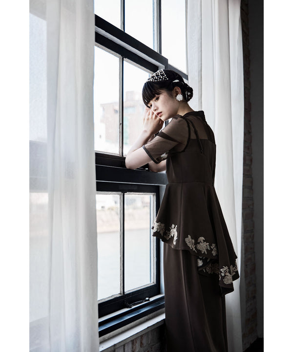 {"color":"\u30d6\u30e9\u30a6\u30f3","info":"model\uff1aH163cm size\uff1aM"}