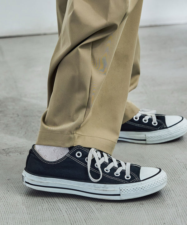 {"color":"","info":""}