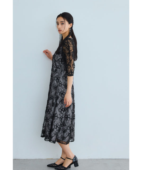 {"color":"\u30d6\u30e9\u30c3\u30af","info":"model\uff1aH165cm size\uff1aM"}