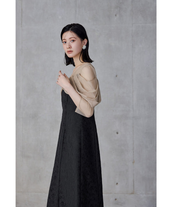 {"color":"\u30d9\u30fc\u30b8\u30e5\u00d7\u30d6\u30e9\u30c3\u30af","info":"model\uff1aH166cm size\uff1aM"}