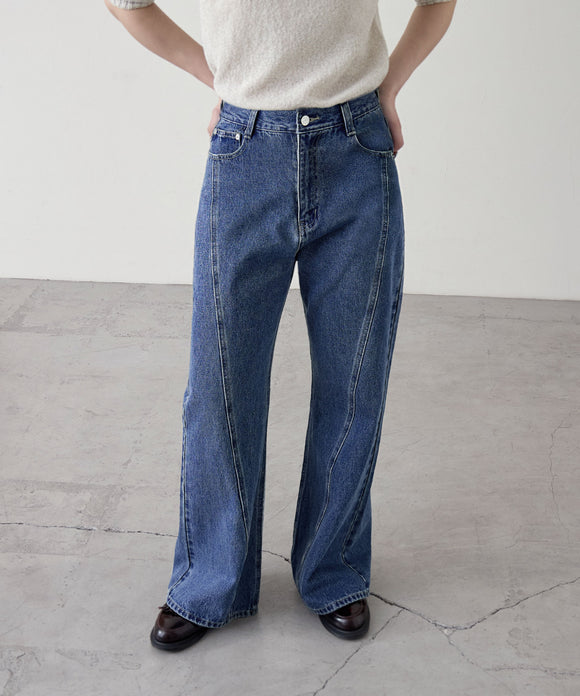 {"color":"\u30d6\u30eb\u30fc","info":"model\uff1aH165cm size\uff1aM"}