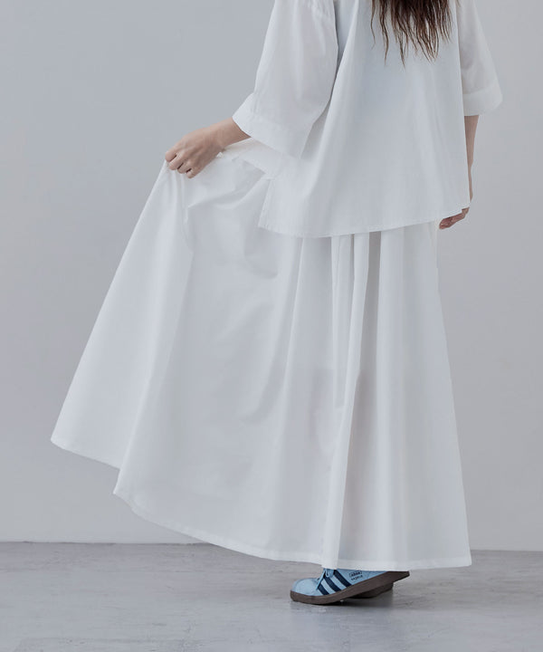 {"color":"\u30aa\u30d5\u30db\u30ef\u30a4\u30c8","info":"model\uff1aH166cm size\uff1aF"}