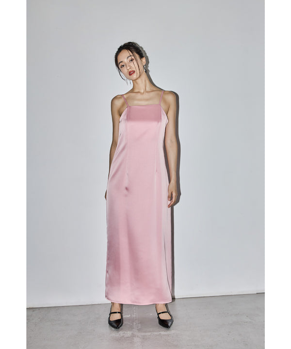 {"color":"\u30d4\u30f3\u30af","info":"model\uff1aH165cm size\uff1aM"}