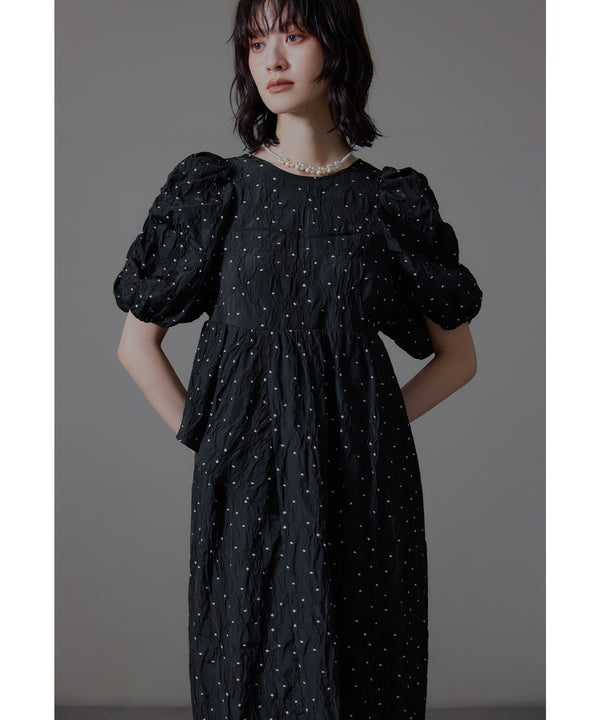 {"color":"\u30d6\u30e9\u30c3\u30af\u00d7\u30db\u30ef\u30a4\u30c8","info":"model\uff1aH166cm size\uff1aM"}