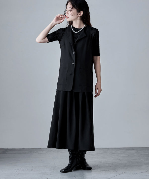 {"color":"\u30d6\u30e9\u30c3\u30af","info":"model\uff1aH166cm size\uff1aM"}
