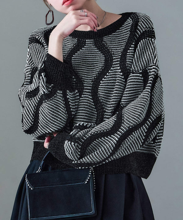 {"color":"\u30d6\u30e9\u30c3\u30af","info":"model\uff1aH158cm size\uff1aM"}