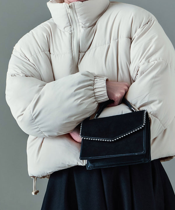 {"color":"\u30aa\u30d5\u30db\u30ef\u30a4\u30c8","info":"model\uff1aH158cm size\uff1aM"}