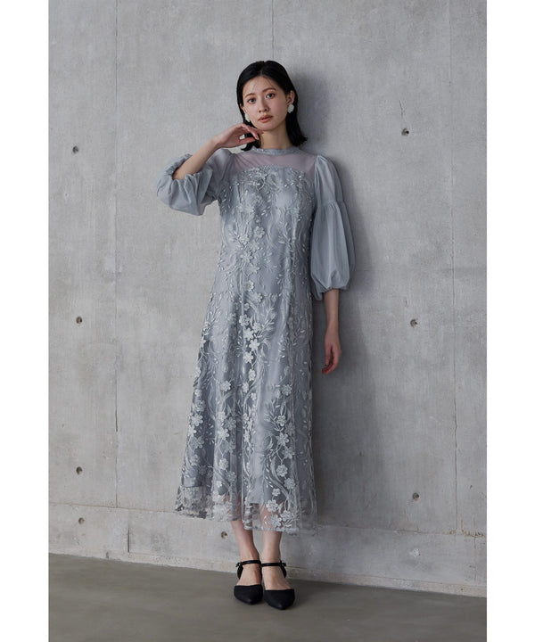 {"color":"\u30d6\u30eb\u30fc\u30b0\u30ec\u30fc","info":"model\uff1aH166cm size\uff1aM"}