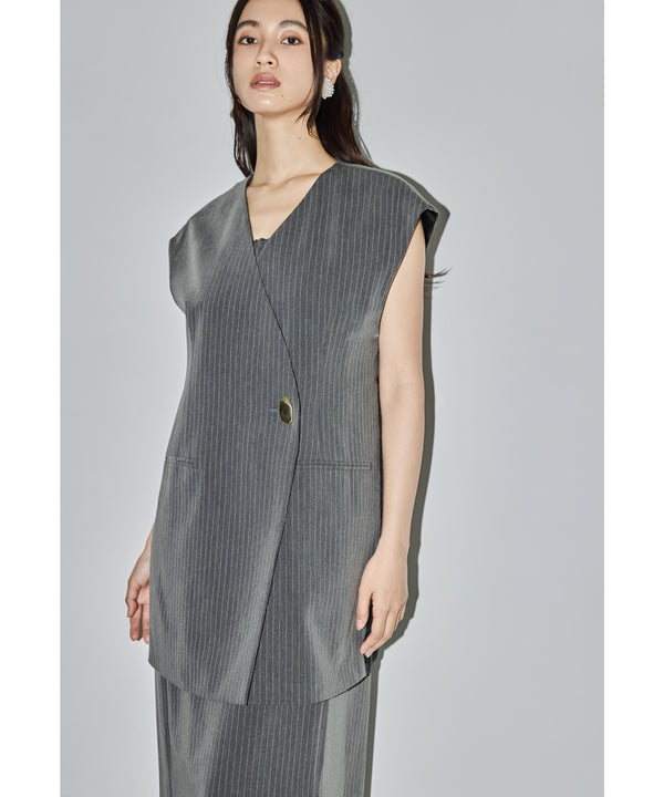 {"color":"\u30b0\u30ec\u30fc","info":"model\uff1aH165cm size\uff1aM"}