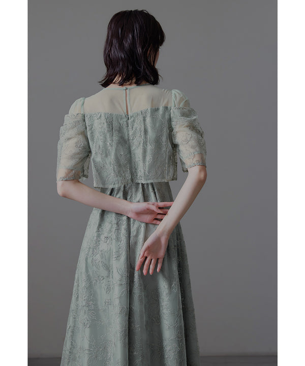 {"color":"\u30e9\u30a4\u30c8\u30b0\u30ea\u30fc\u30f3","info":"model\uff1aH166cm size\uff1aM"}