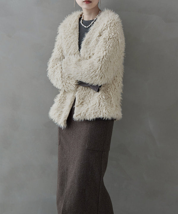 {"color":"\u30d9\u30fc\u30b8\u30e5","info":"model\uff1aH170cm size\uff1aM"}
