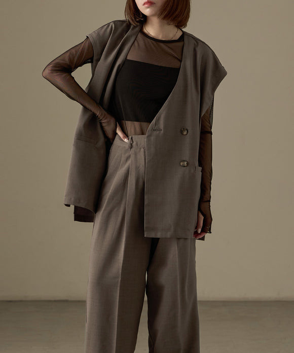{"color":"\u30e2\u30ab","info":"model\uff1aH158cm size\uff1aM"}
