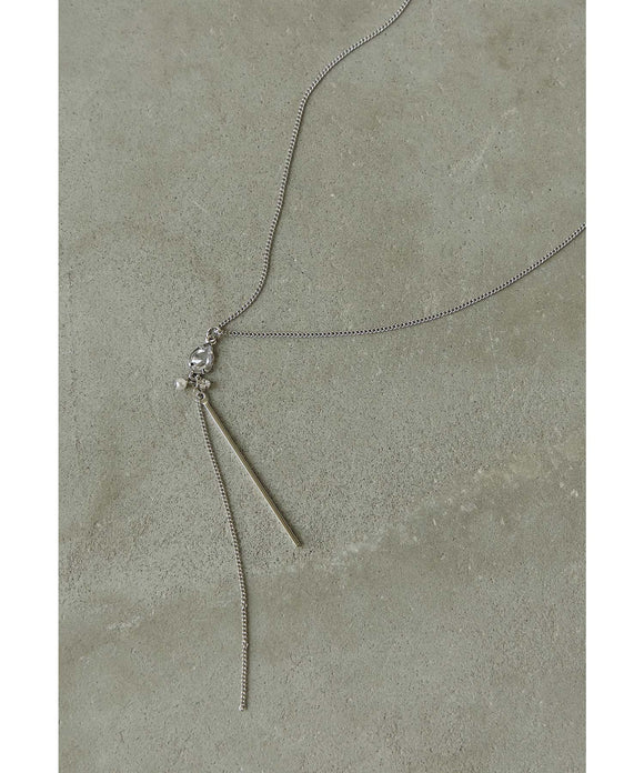 {"color":"\u30b7\u30eb\u30d0\u30fc","info":""}