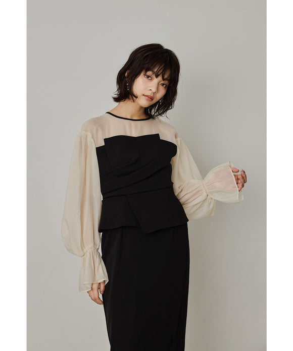{"color":"\u30d9\u30fc\u30b8\u30e5\u00d7\u30d6\u30e9\u30c3\u30af","info":"model\uff1aH161cm size\uff1aM"}