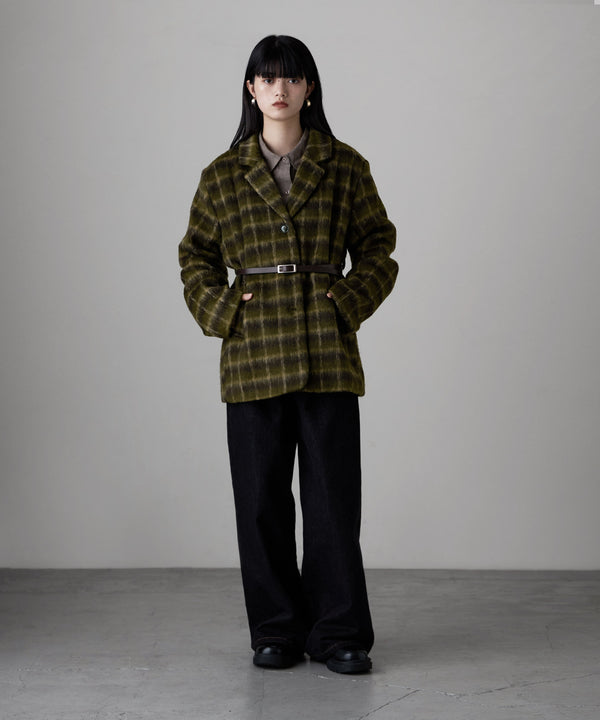 {"color":"\u30ab\u30fc\u30ad","info":"model\uff1aH163cm size\uff1aF"}