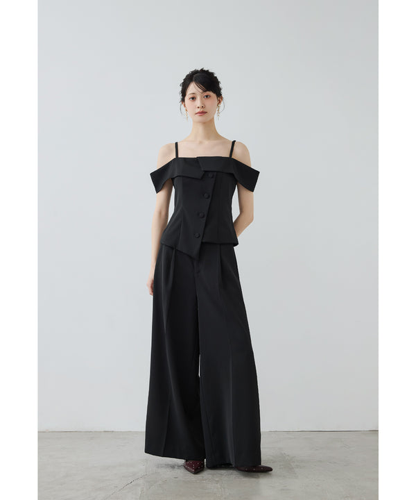 {"color":"\u30d6\u30e9\u30c3\u30af","info":"model\uff1aH166cm size\uff1aM"}