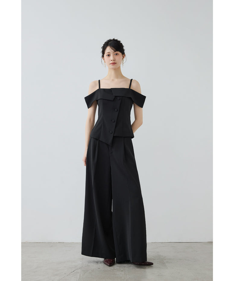 {"color":"\u30d6\u30e9\u30c3\u30af","info":"model\uff1aH166cm size\uff1aM"}