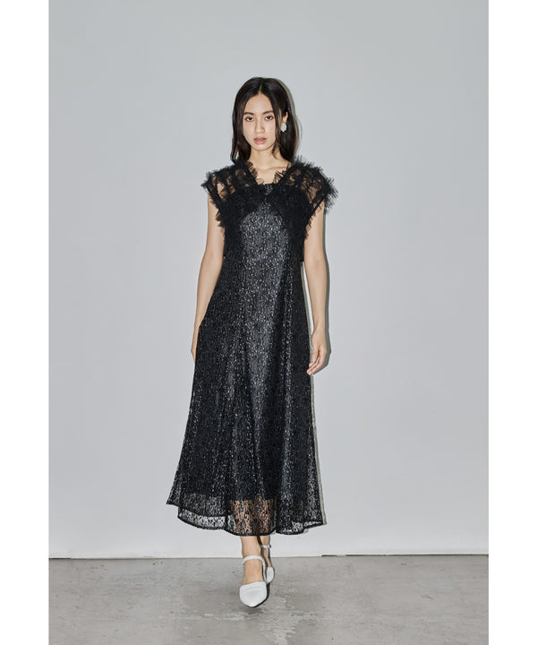 {"color":"\u30d6\u30e9\u30c3\u30af","info":"model\uff1aH165cm size\uff1aM"}