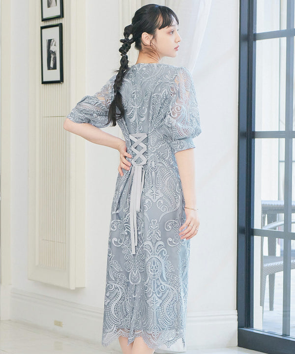 {"color":"\u30e9\u30a4\u30c8\u30b0\u30ec\u30fc","info":"model\uff1aH162cm B85cm W58cm H93cm size\uff1aM"}