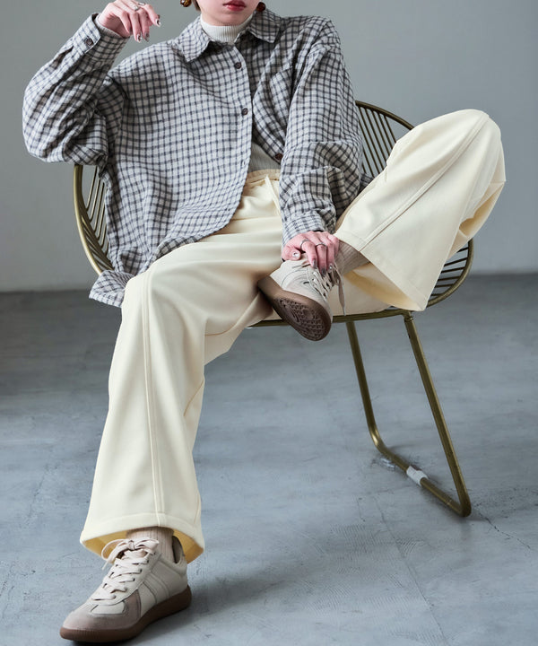 {"color":"\u30a2\u30a4\u30dc\u30ea\u30fc","info":"model\uff1aH158cm size\uff1aM"}