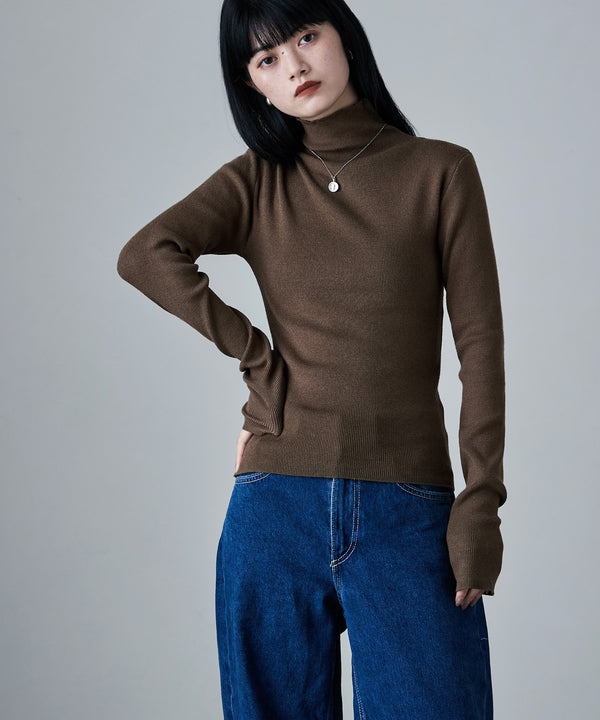 {"color":"\u30d6\u30e9\u30a6\u30f3","info":"model\uff1aH163cm size\uff1aF"}