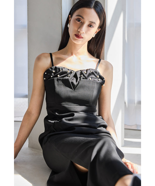 {"color":"\u30d6\u30e9\u30c3\u30af","info":"model\uff1aH165cm size\uff1aM"}