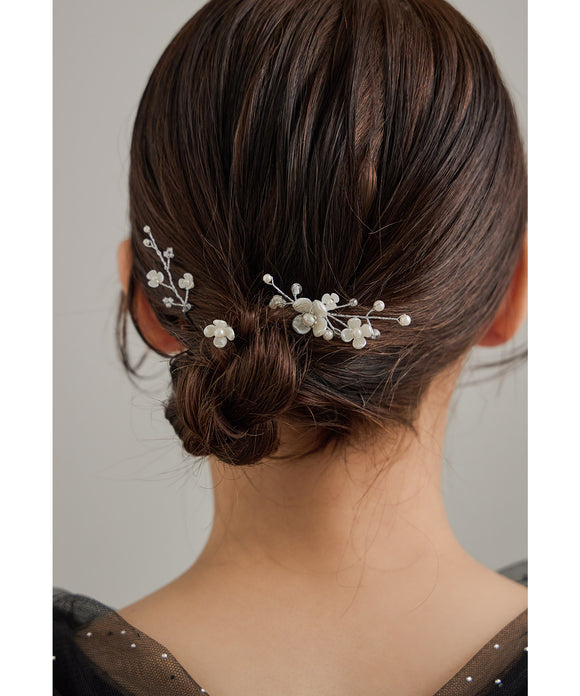 {"color":"\u30b7\u30eb\u30d0\u30fc","info":""}